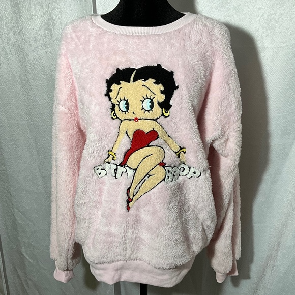Betty Boop Fuzzy Pink Sweatshirt Women’s M Plush Crewneck Cozy Retro Cartoon - Picture 1 of 10